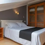 Lombina فندق بوبرا دو كارامينيال