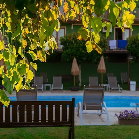 Lombina ホテル ポブラ・ド・カラミニャル