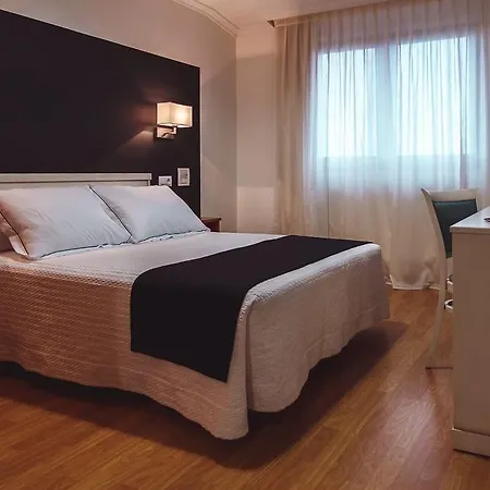 Lombina ホテル 3*